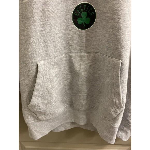 NBA Celtics Men’s Gray Small Hoodie - Picture 3 of 8